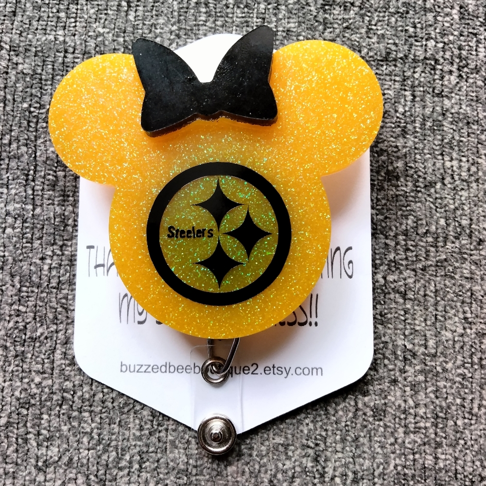 Pittsburgh Steelers Minnie Mouse Head Retractable Name Badge Reel ID Hol…